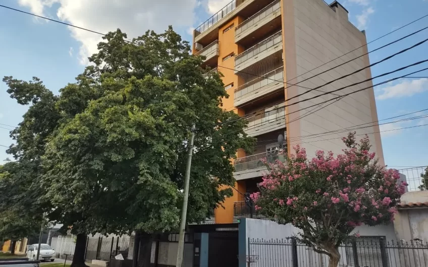 Venta- Dpto 2 Amb C/cochera- Remedios De Escalada Al 6900- Martín Coronado