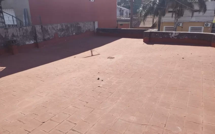 Venta- Casa- 3 Amb- Angel Pini Al 4600- Caseros