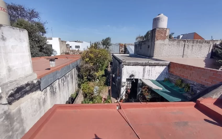 Venta- Casa- 3 Amb- Angel Pini Al 4600- Caseros