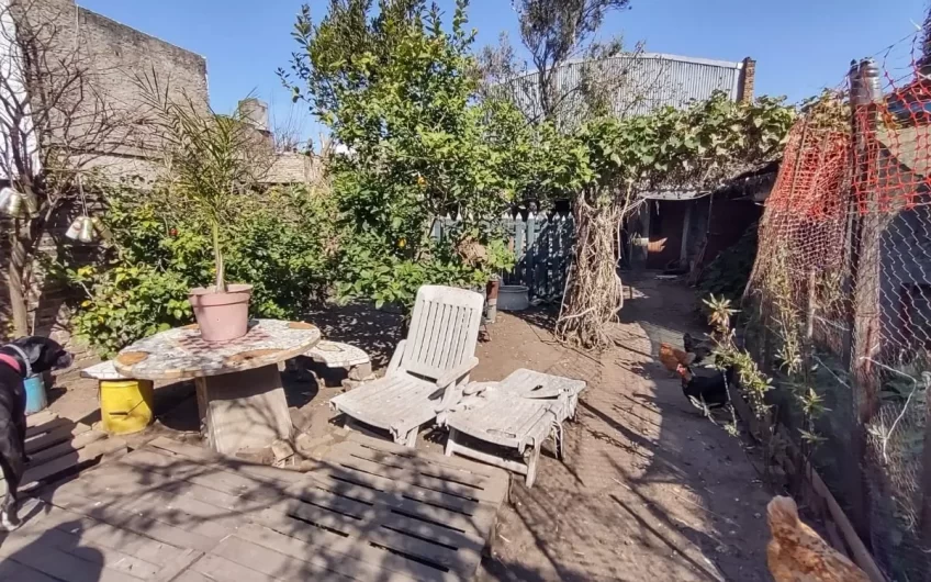 Venta- Casa- 3 Amb- Angel Pini Al 4600- Caseros
