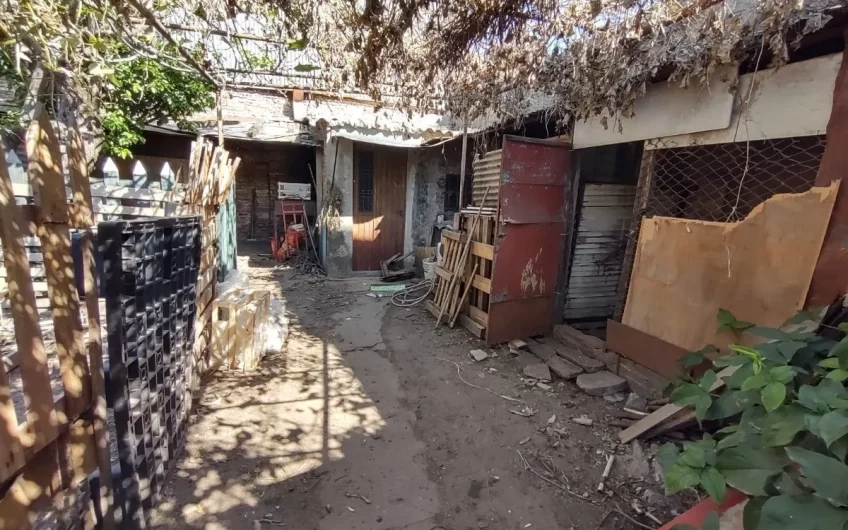Venta- Casa- 3 Amb- Angel Pini Al 4600- Caseros