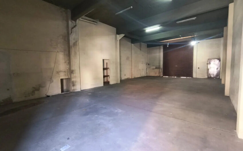ALQUILER – Galpón 150m2 – Triunvirato al 4.200 – Billinghurst.