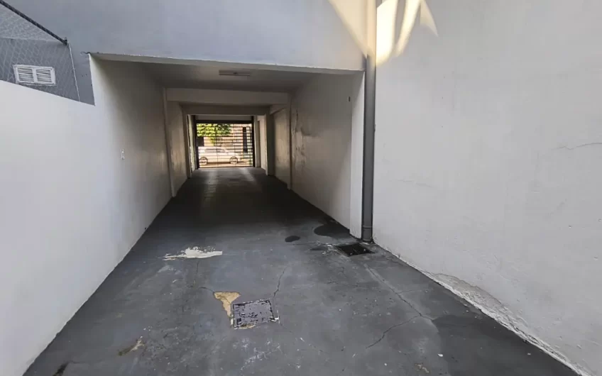 Venta- Cochera- San Lorenzo al 1100- Villa Bosch.