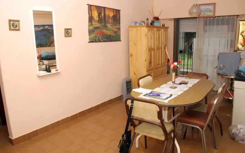Venta- Dpto. 2 Amb- Calle 7 Al 900- Santa Teresita