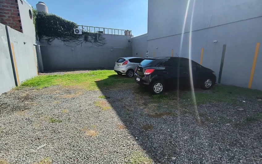Venta- Cochera- San Lorenzo al 1100- Villa Bosch.
