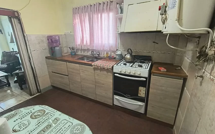 Venta- PH 3 Amb. + Dpto.2 Amb- Pte.Perón al 4500- San Martín.