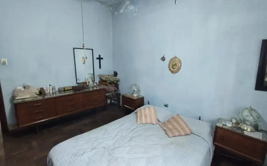 Venta- Casa- 3 Amb- Angel Pini Al 4600- Caseros