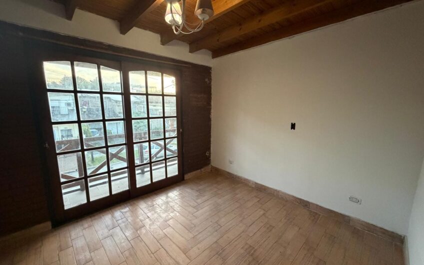 RESERVADO-Alquiler – Triplex 4 Amb. – José Camilo Crotto Al 7800 – Martin Coronado