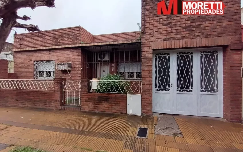 Venta- Casa 3 Amb + Galpón de 80m2- 12 De Octubre Al 1200- Villa Bosch