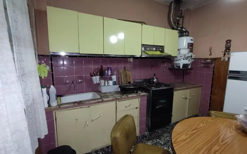 Venta- Casa 3 Amb + Galpón de 80m2- 12 De Octubre Al 1200- Villa Bosch