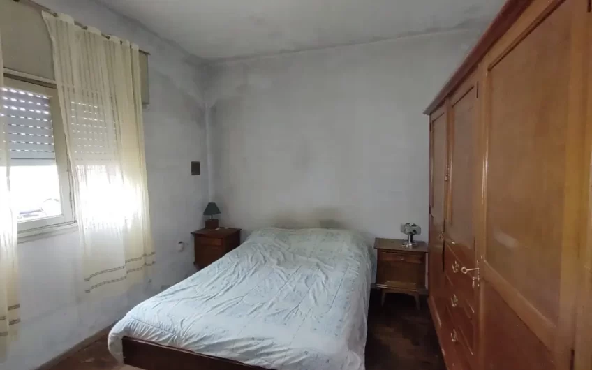 Venta- Casa 3 Amb + Galpón de 80m2- 12 De Octubre Al 1200- Villa Bosch