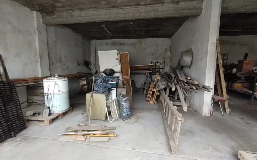 Venta- Casa 3 Amb + Galpón de 80m2- 12 De Octubre Al 1200- Villa Bosch