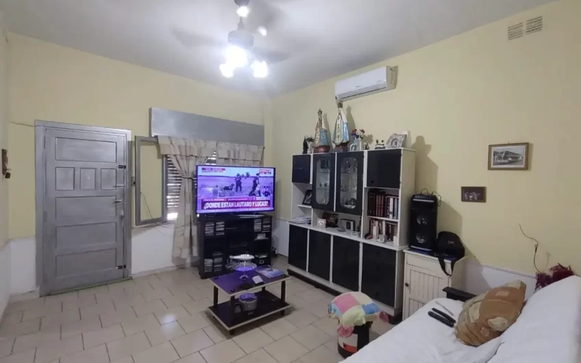 Venta En Block- Casa 3 Amb + Oficina + Monoambiente – Perón Al 10.300- P. Podesta