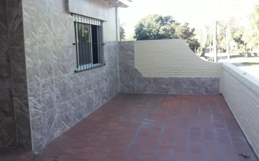 Venta En Block- Local + 2 Deptos- Santa Teresita