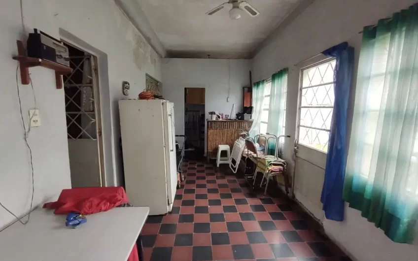 Venta- Casa 3 Amb + Galpón de 80m2- 12 De Octubre Al 1200- Villa Bosch