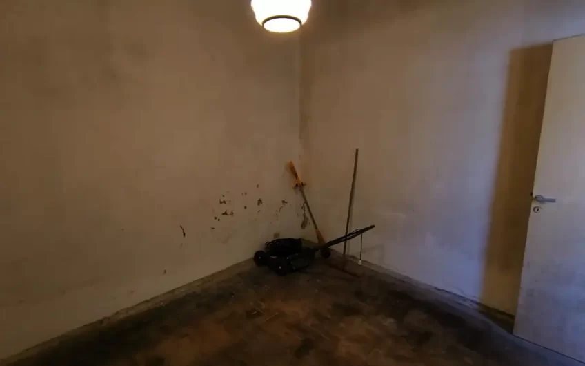 Venta- Casa 3 Amb. + 2 Dptos. 3 Amb- Echeverria al 7800- Villa Bosch.