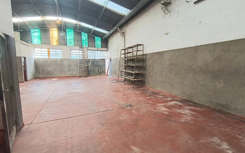 Venta- Galpon 150m2- Sargento Palma Al 1100- Villa Bosch.