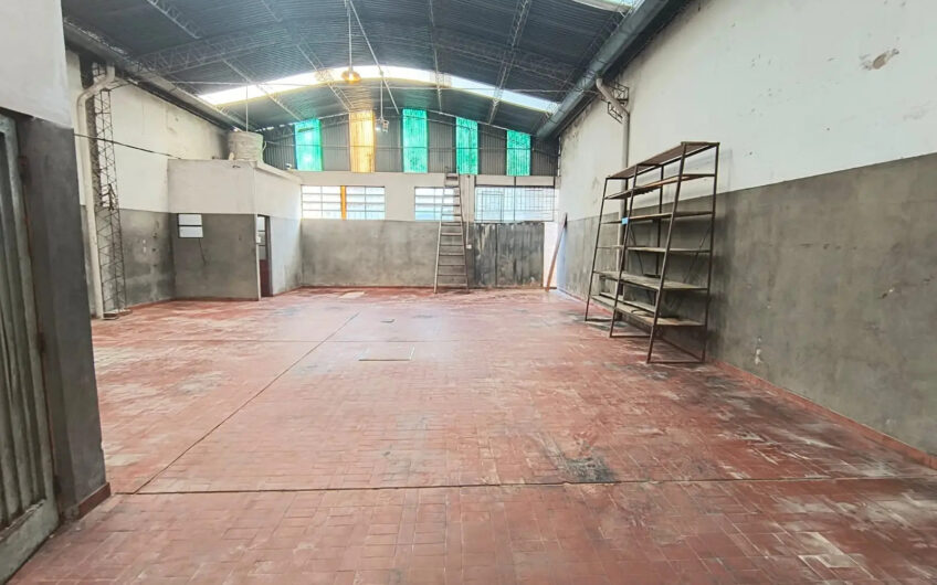 Venta- Galpon 150m2- Sargento Palma Al 1100- Villa Bosch.