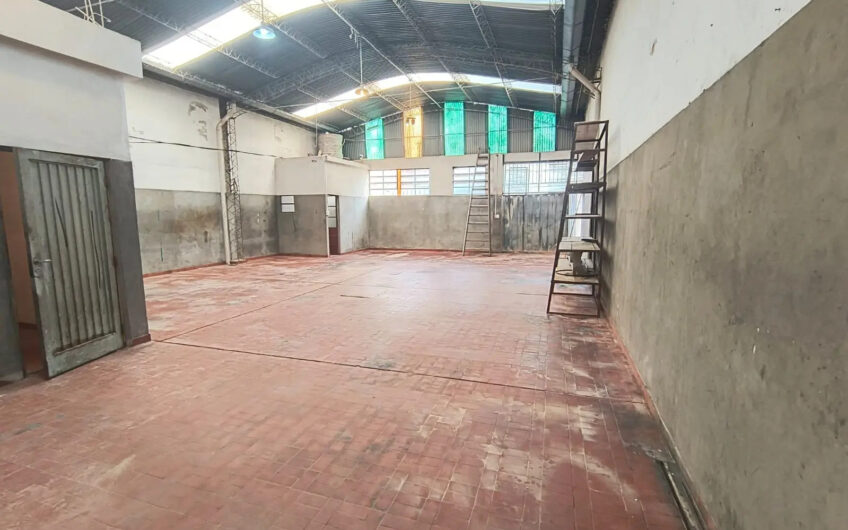 Venta- Galpon 150m2- Sargento Palma Al 1100- Villa Bosch.