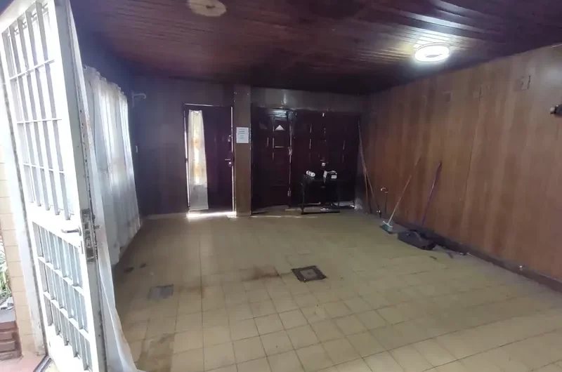 Venta En Block- Casa 3 Amb + Dpto. 3 Amb- Naón Al 4300- Billinghurst