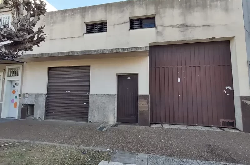 Venta- Galpon 150m2- Sargento Palma Al 1100- Villa Bosch.