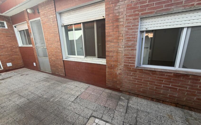 Alquiler – Depto 3 Amb Con Patio – San Lorenzo 5900 – Billinghurst