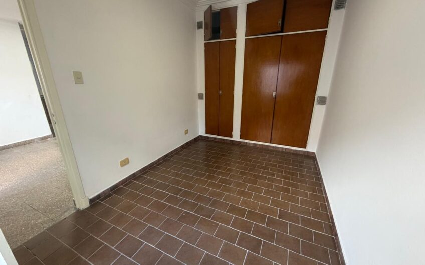 Alquiler – Depto 3 Amb Con Patio – San Lorenzo 5900 – Billinghurst