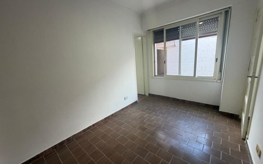 Alquiler – Depto 3 Amb Con Patio – San Lorenzo 5900 – Billinghurst